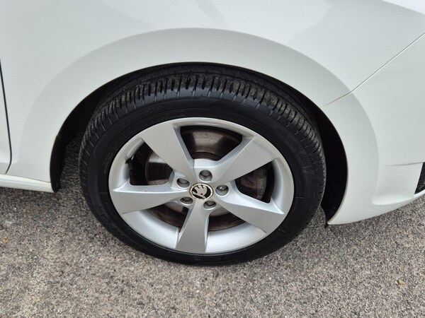 Used Skoda Rapid Spaceback 2015 for sale - 76226224: Photo 39