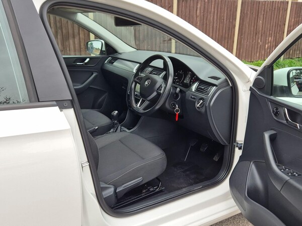 Used Skoda Rapid Spaceback 2015 for sale - 76226224: Photo 45