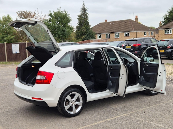 Used Skoda Rapid Spaceback 2015 for sale - 76226224: Photo 6