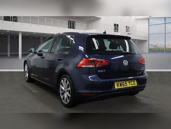 Used Volkswagen Golf 2016 for sale - 77202640: Photo