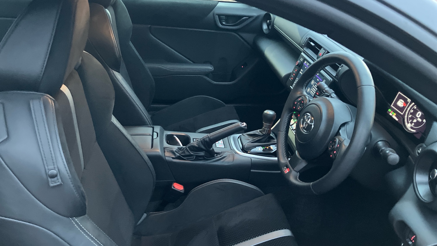 Used Toyota GR86 2023 for sale - 77138468: Photo 11