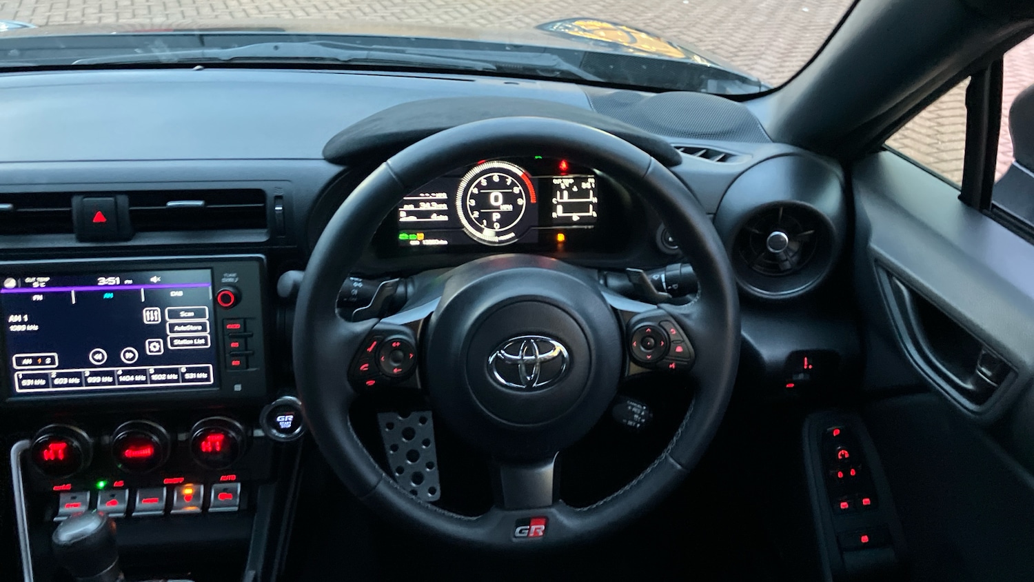 Used Toyota GR86 2023 for sale - 77138468: Photo 6