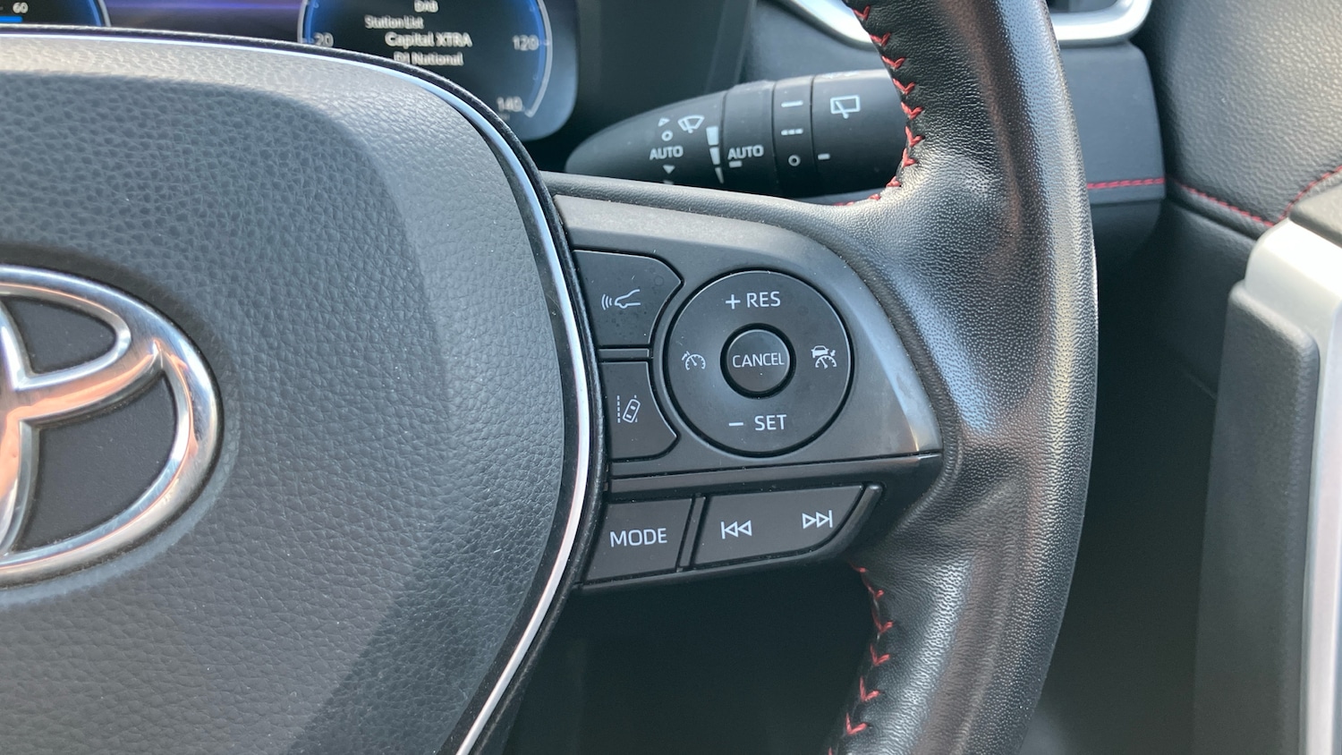 Used Toyota RAV4 2023 for sale - 77678622: Photo 37