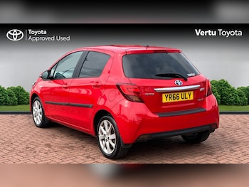 Used Toyota Yaris 2016 for sale - 79136901: Photo