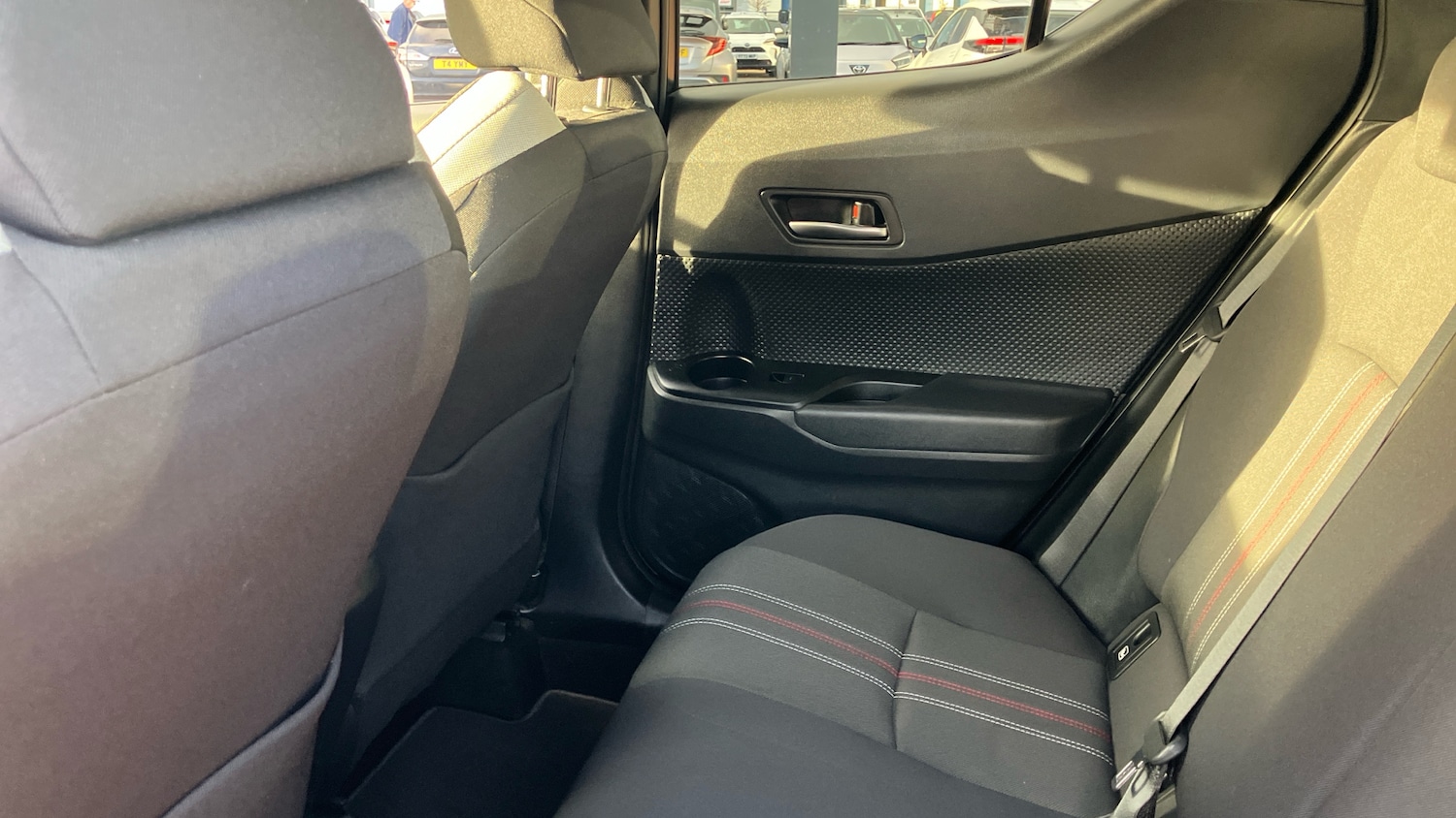 Used Toyota C-HR 2022 for sale - 76605453: Photo 13