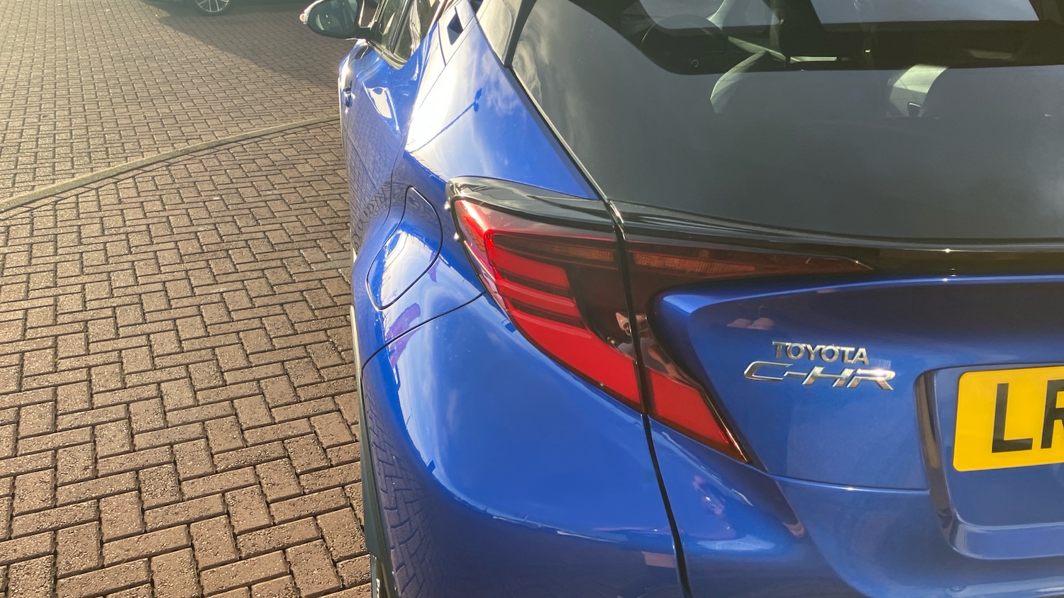 Used Toyota C-HR 2022 for sale - 76605453: Photo 21