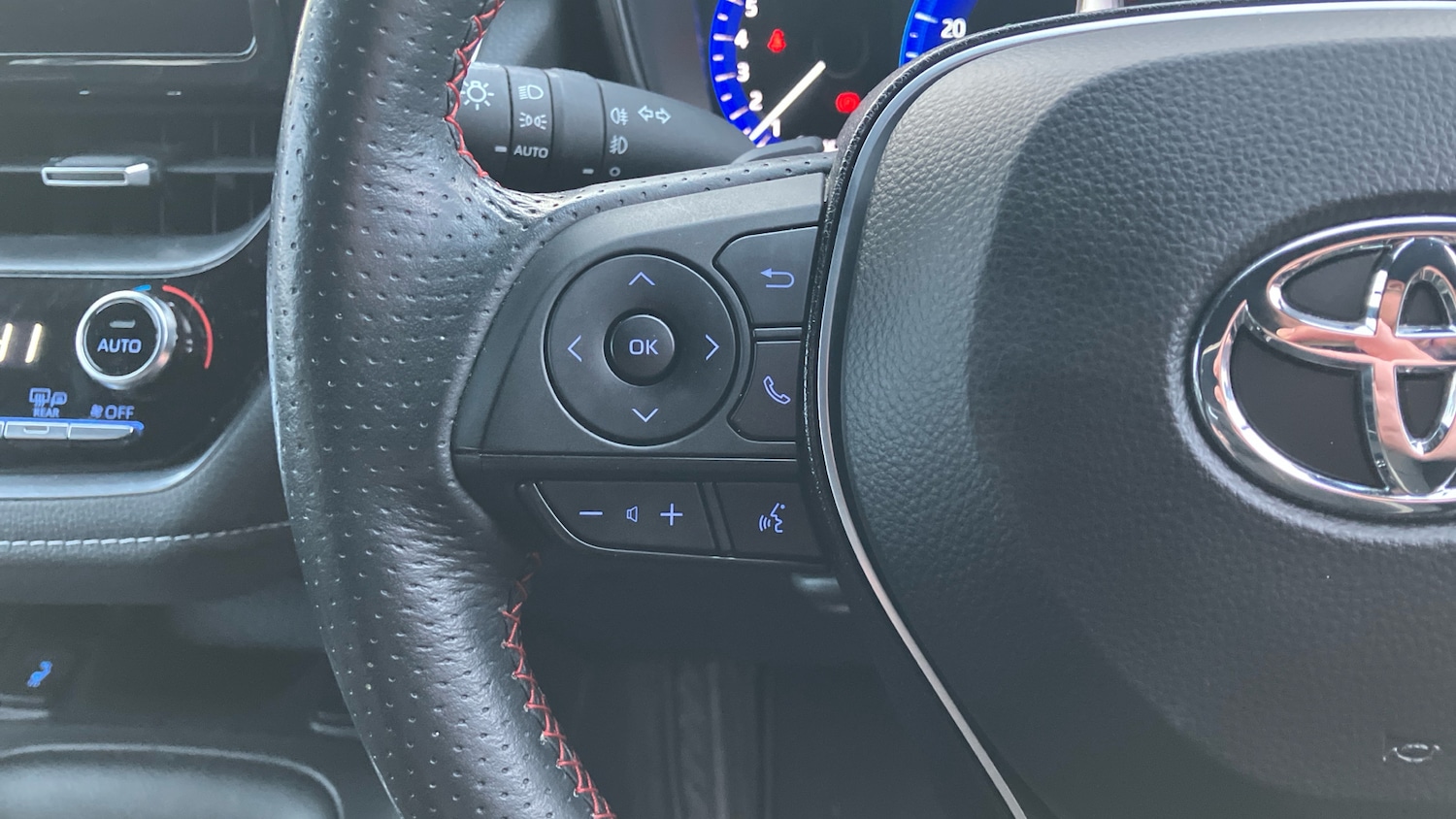 Used Toyota Corolla 2022 for sale - 77271193: Photo 40