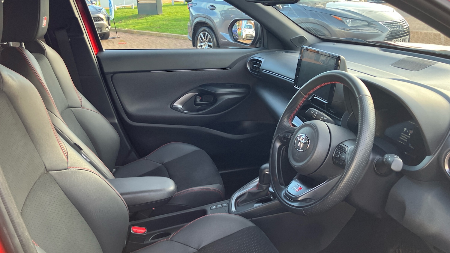 Used Toyota Yaris Cross 2024 for sale - 77778992: Photo 11