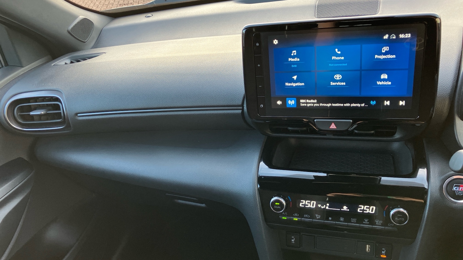 Used Toyota Yaris Cross 2024 for sale - 77778992: Photo 35