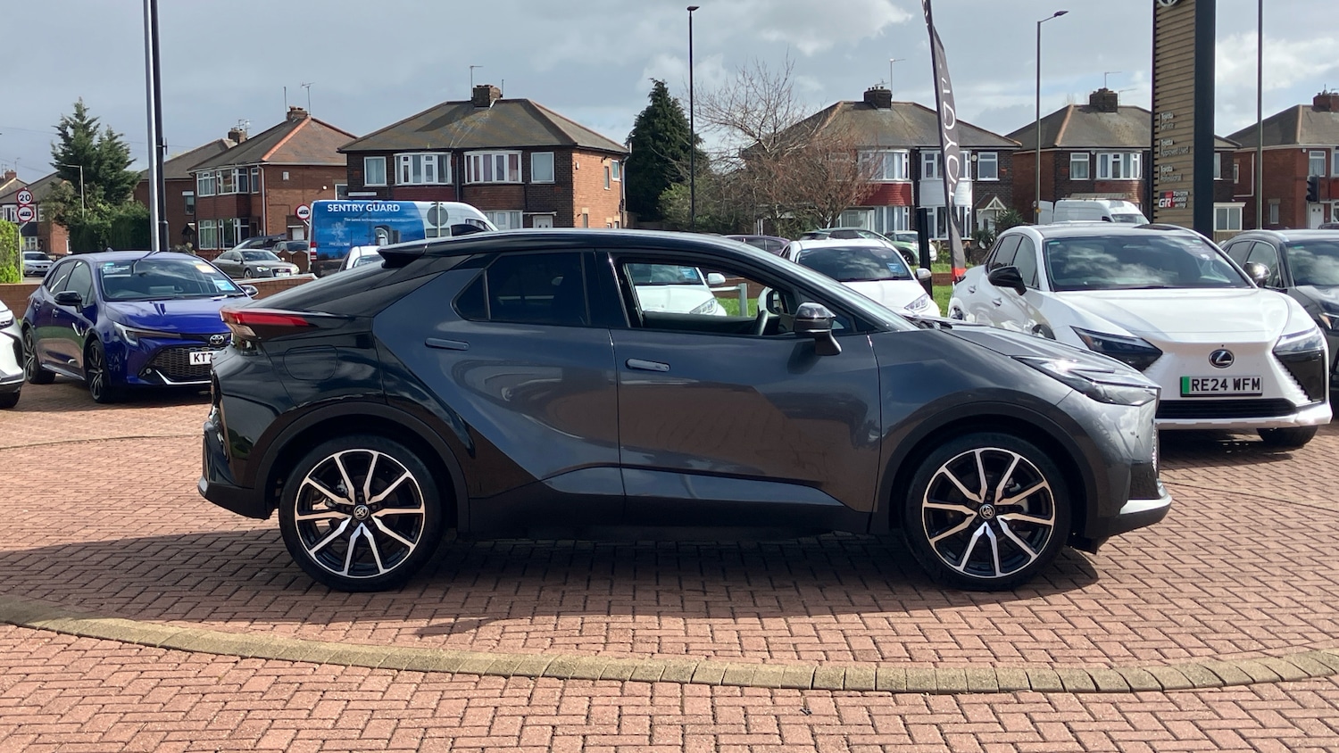 Used Toyota C-HR 2024 for sale - 78081590: Photo 16