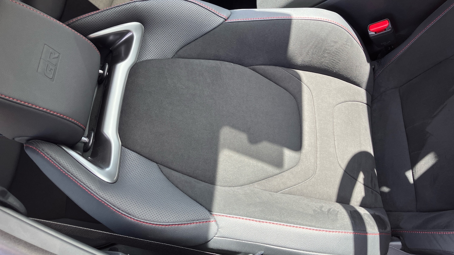 Used Toyota C-HR 2024 for sale - 78081590: Photo 40