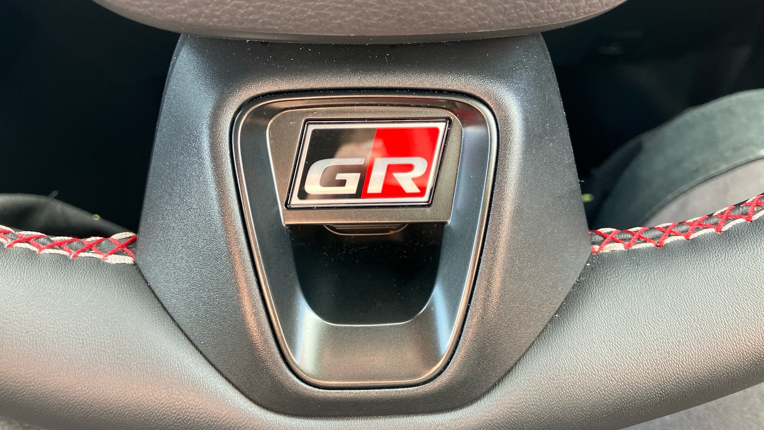 Used Toyota C-HR 2024 for sale - 78081590: Photo 48