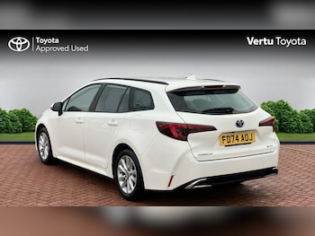 Used Toyota Corolla 2024 for sale - 76233040: Photo 4