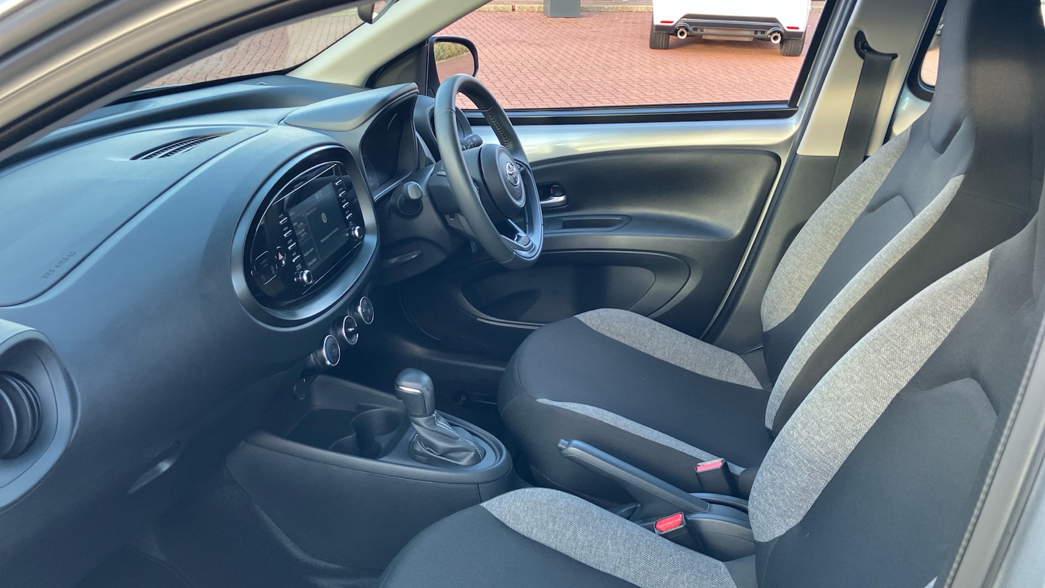 Used Toyota Aygo X 2022 for sale - 76969671: Photo 10