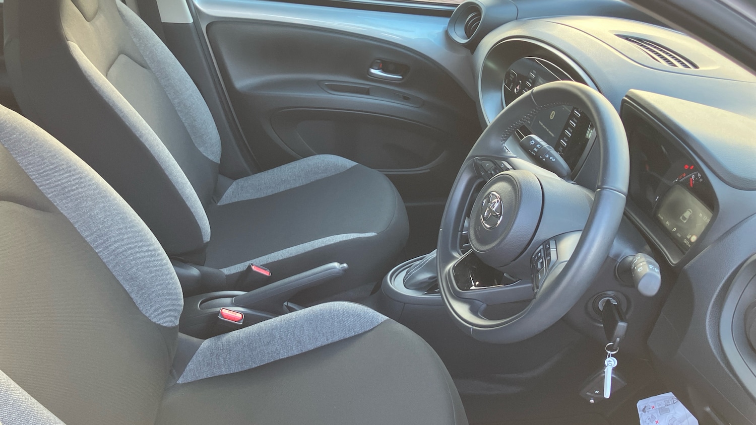 Used Toyota Aygo X 2022 for sale - 76969671: Photo 11