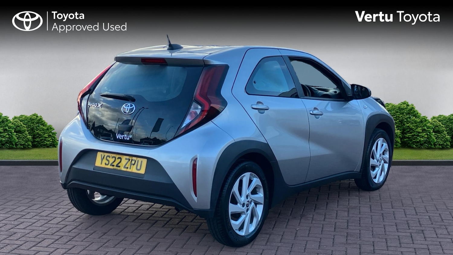 Used Toyota Aygo X 2022 for sale - 76969671: Photo 2