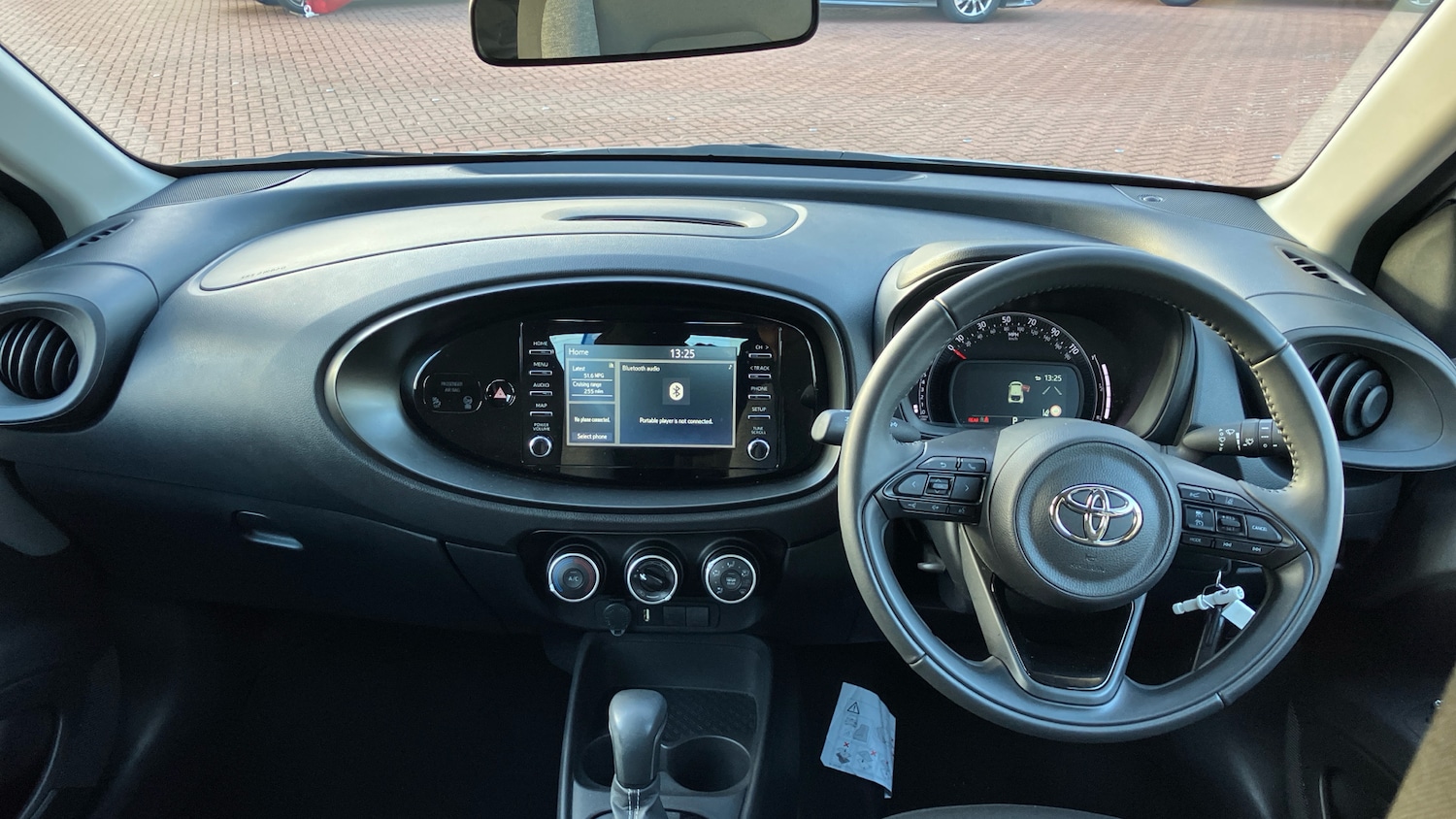 Used Toyota Aygo X 2022 for sale - 76969671: Photo 5