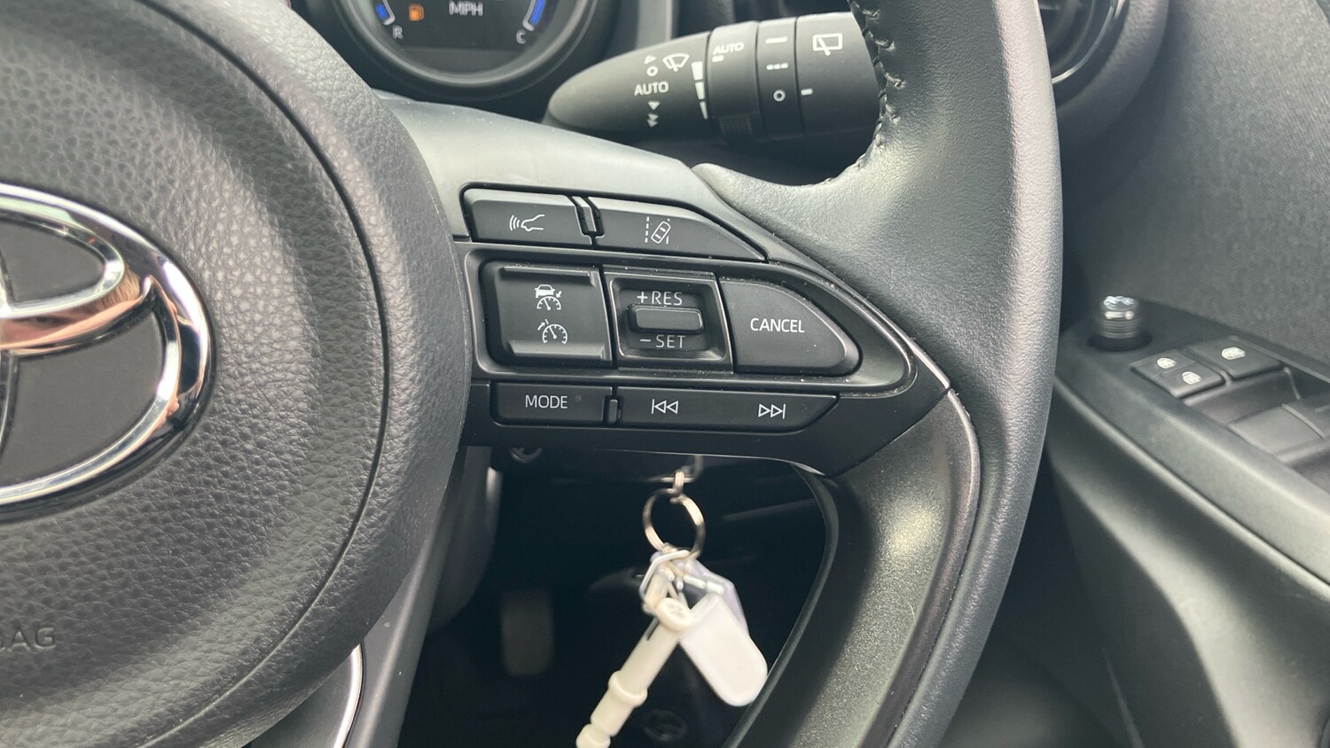 Used Toyota Yaris 2023 for sale - 77833145: Photo 35