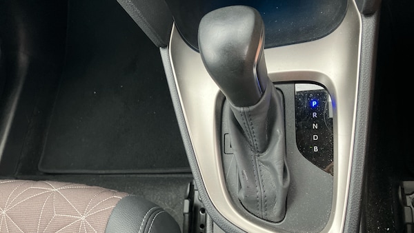 Used Toyota Yaris Cross 2024 for sale - 76263153: Photo 41