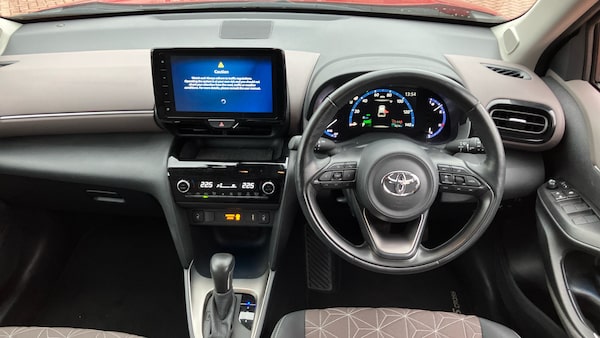 Used Toyota Yaris Cross 2024 for sale - 76263153: Photo 6