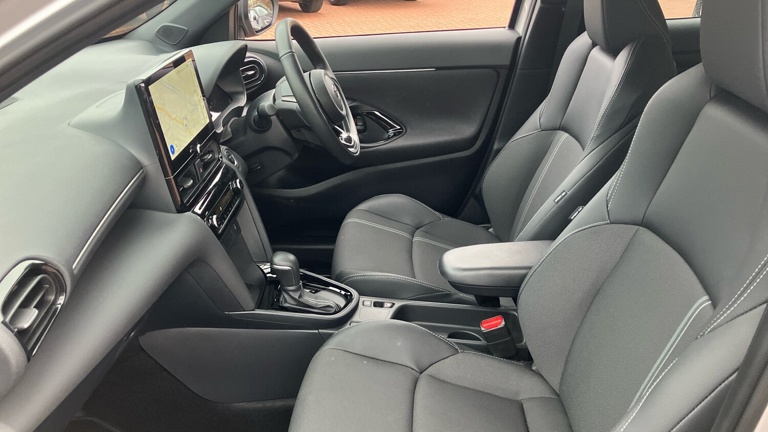 Used Toyota Yaris Cross 2025 for sale - 76341003: Photo 10