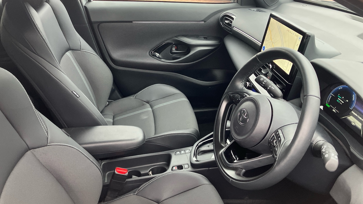 Used Toyota Yaris Cross 2025 for sale - 76341003: Photo 11