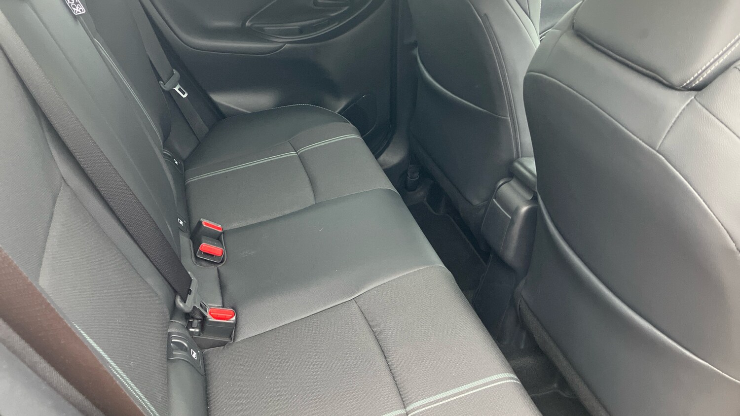 Used Toyota Yaris Cross 2025 for sale - 76341003: Photo 12