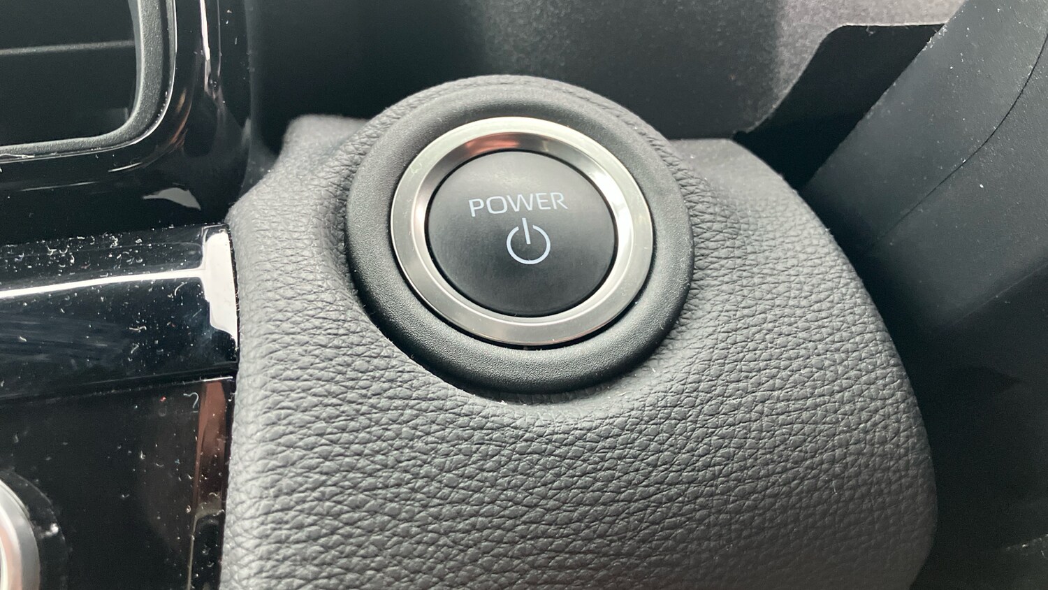 Used Toyota Yaris Cross 2025 for sale - 76341003: Photo 39