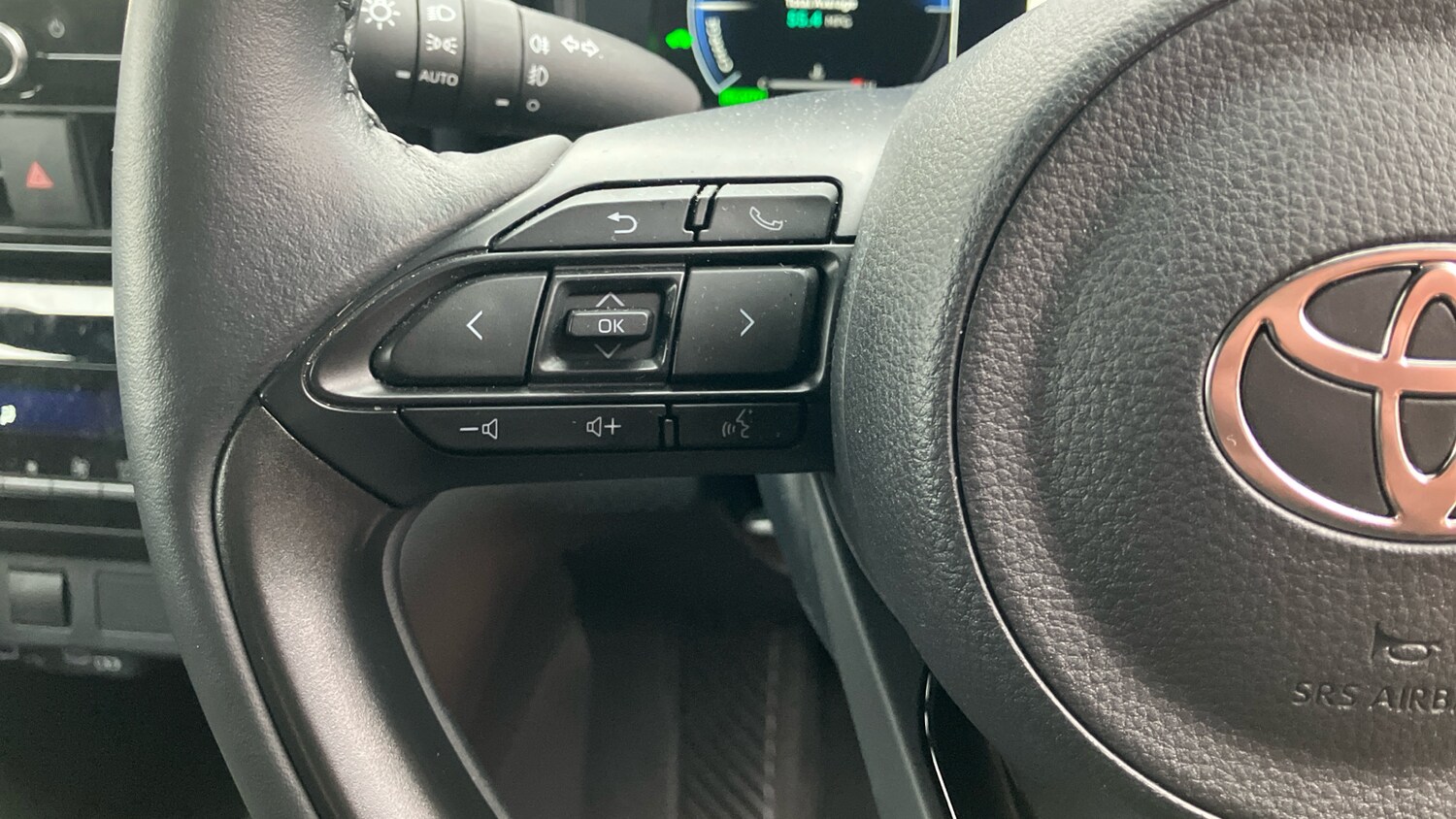 Used Toyota Yaris Cross 2025 for sale - 76341003: Photo 40