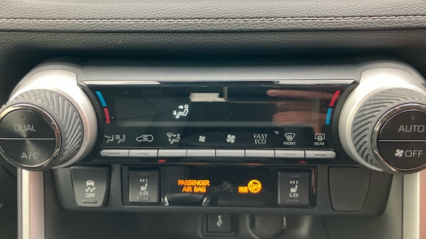 Used Toyota RAV4 2022 for sale - 75829744: Photo 37