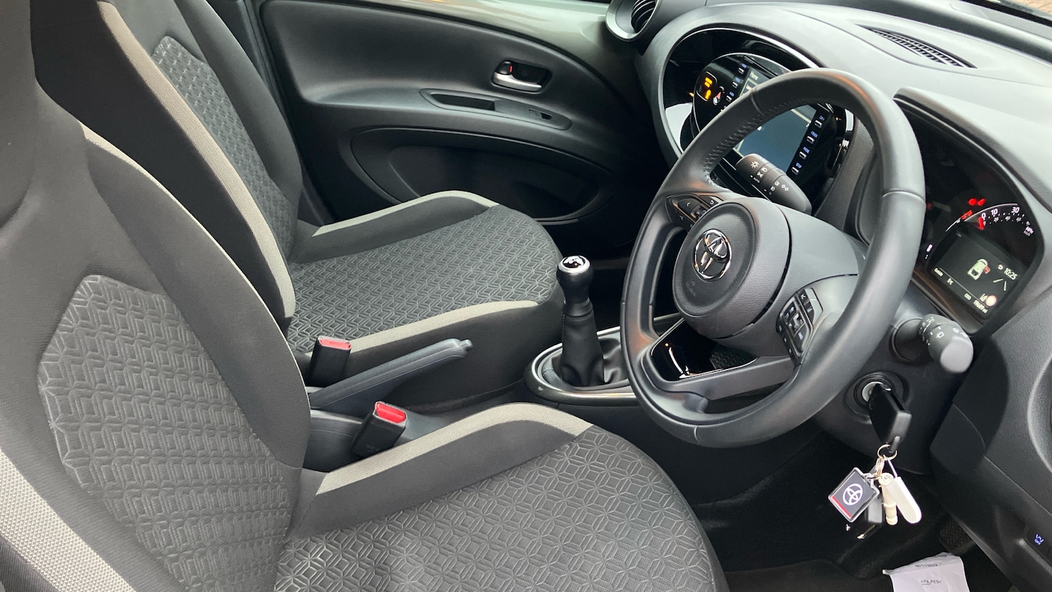 Used Toyota Aygo X 2023 for sale - 77460220: Photo 11