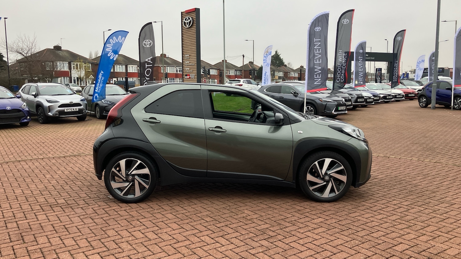 Used Toyota Aygo X 2023 for sale - 77460220: Photo 16