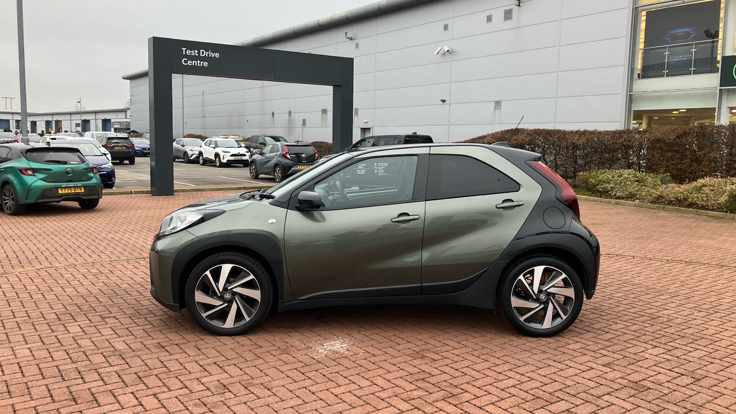 Used Toyota Aygo X 2023 for sale - 77460220: Photo 17