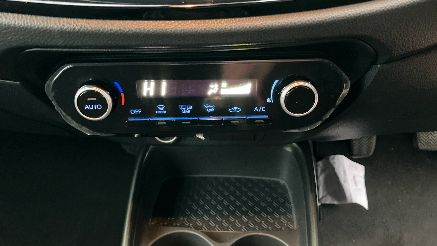 Used Toyota Aygo X 2023 for sale - 77460220: Photo 34