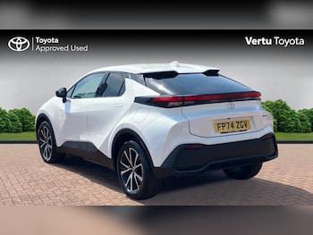 Used Toyota C-HR 2024 for sale - 78802102: Photo