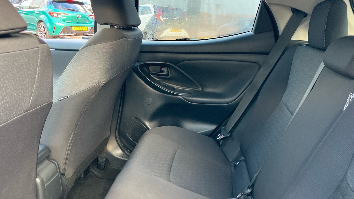 Used Toyota Yaris 2022 for sale - 77086440: Photo 13