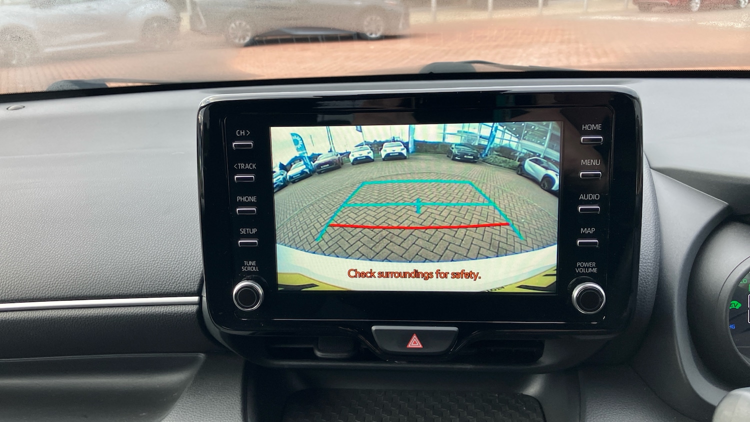 Used Toyota Yaris 2022 for sale - 77086440: Photo 27