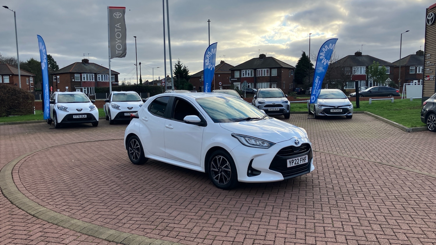 Used Toyota Yaris 2022 for sale - 77086440: Photo 32