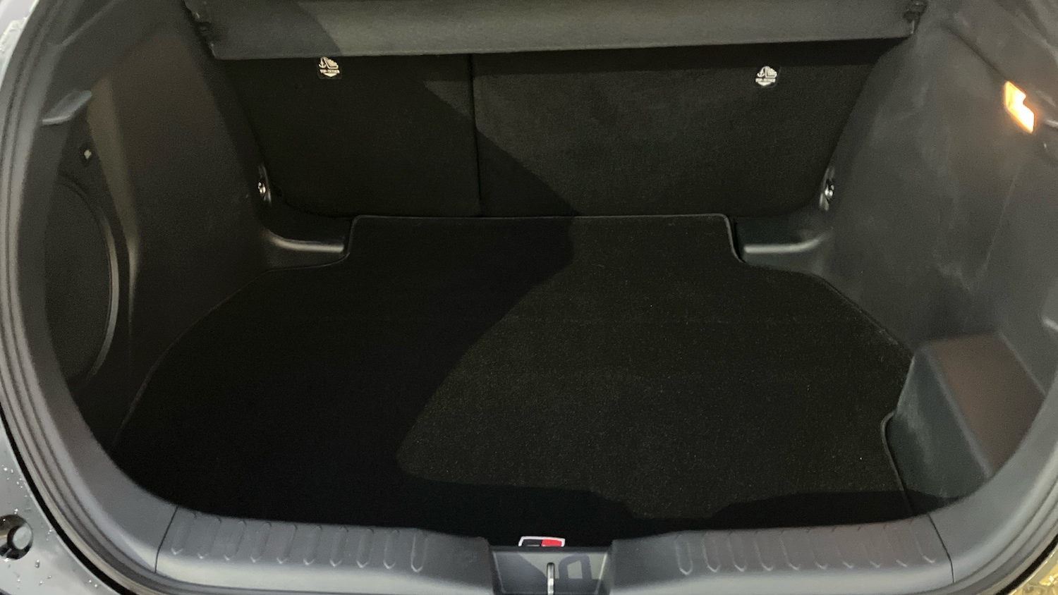 Used Toyota C-HR 2023 for sale - 76859654: Photo 14