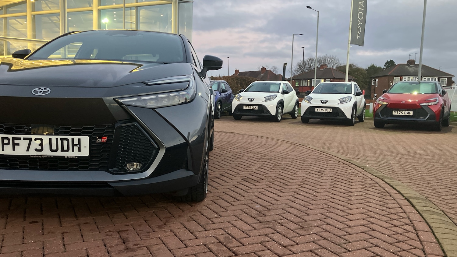 Used Toyota C-HR 2023 for sale - 76859654: Photo 30