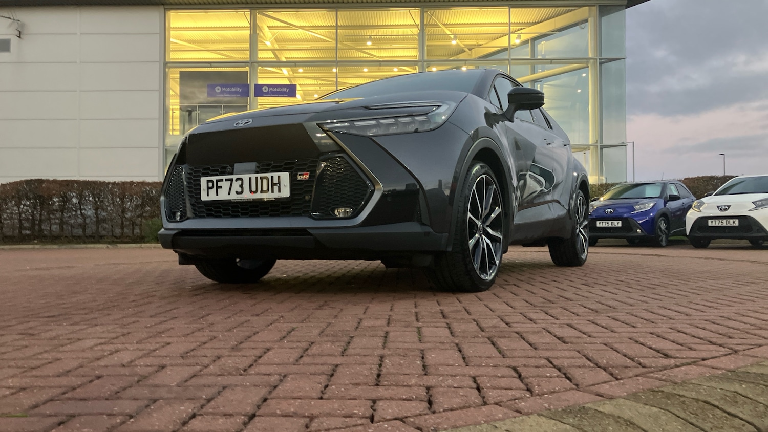 Used Toyota C-HR 2023 for sale - 76859654: Photo 31