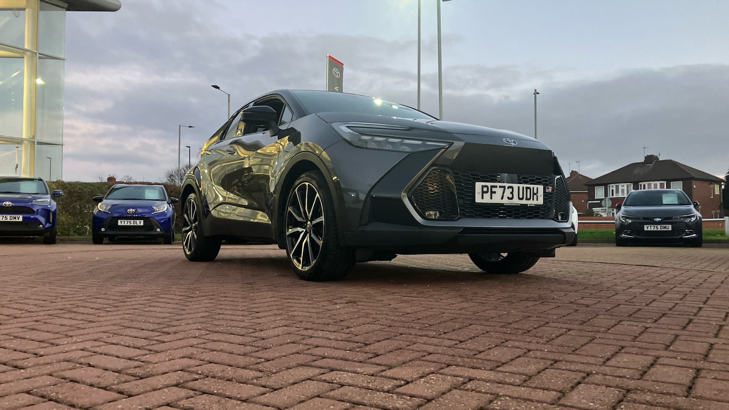 Used Toyota C-HR 2023 for sale - 76859654: Photo 32