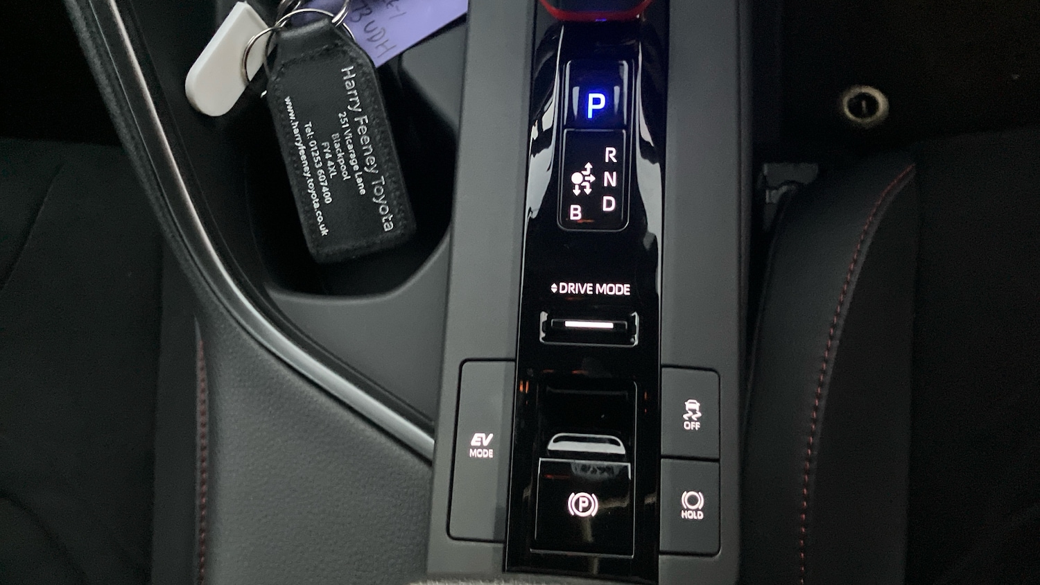 Used Toyota C-HR 2023 for sale - 76859654: Photo 34