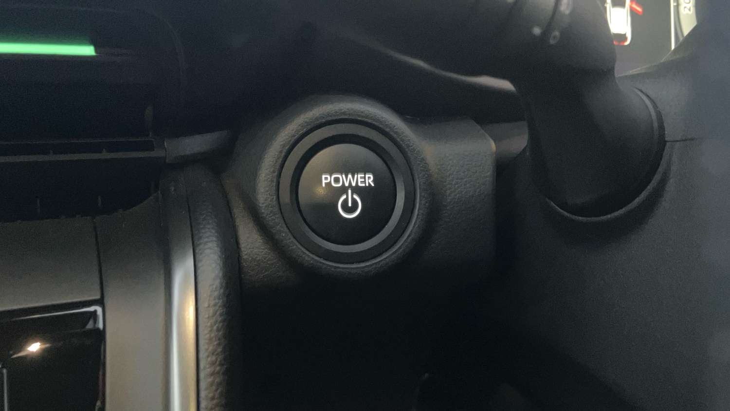 Used Toyota C-HR 2023 for sale - 76859654: Photo 37