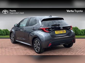 Used Toyota Yaris 2023 for sale - 78565385: Photo