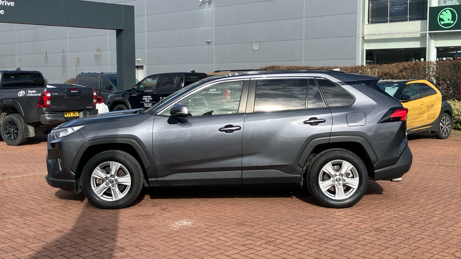 Used Toyota RAV4 2020 for sale - 77690620: Photo 17