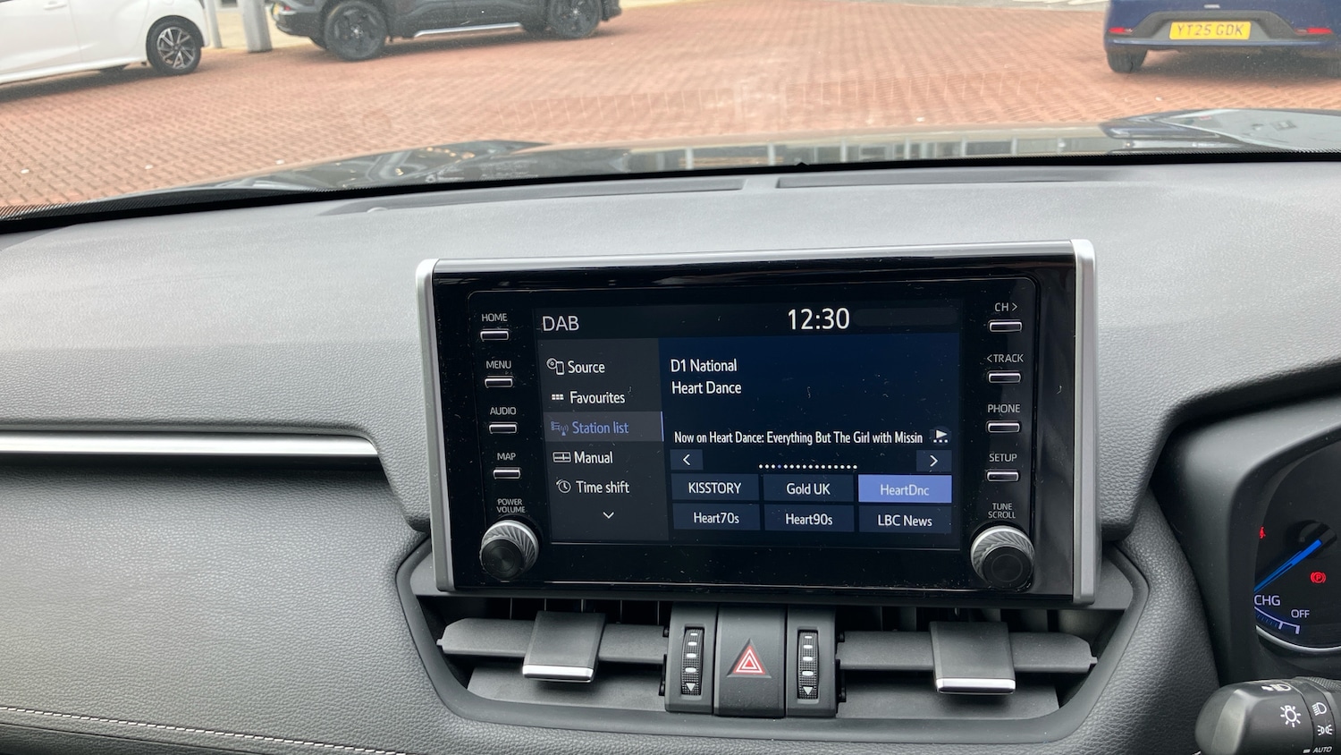 Used Toyota RAV4 2020 for sale - 77690620: Photo 26