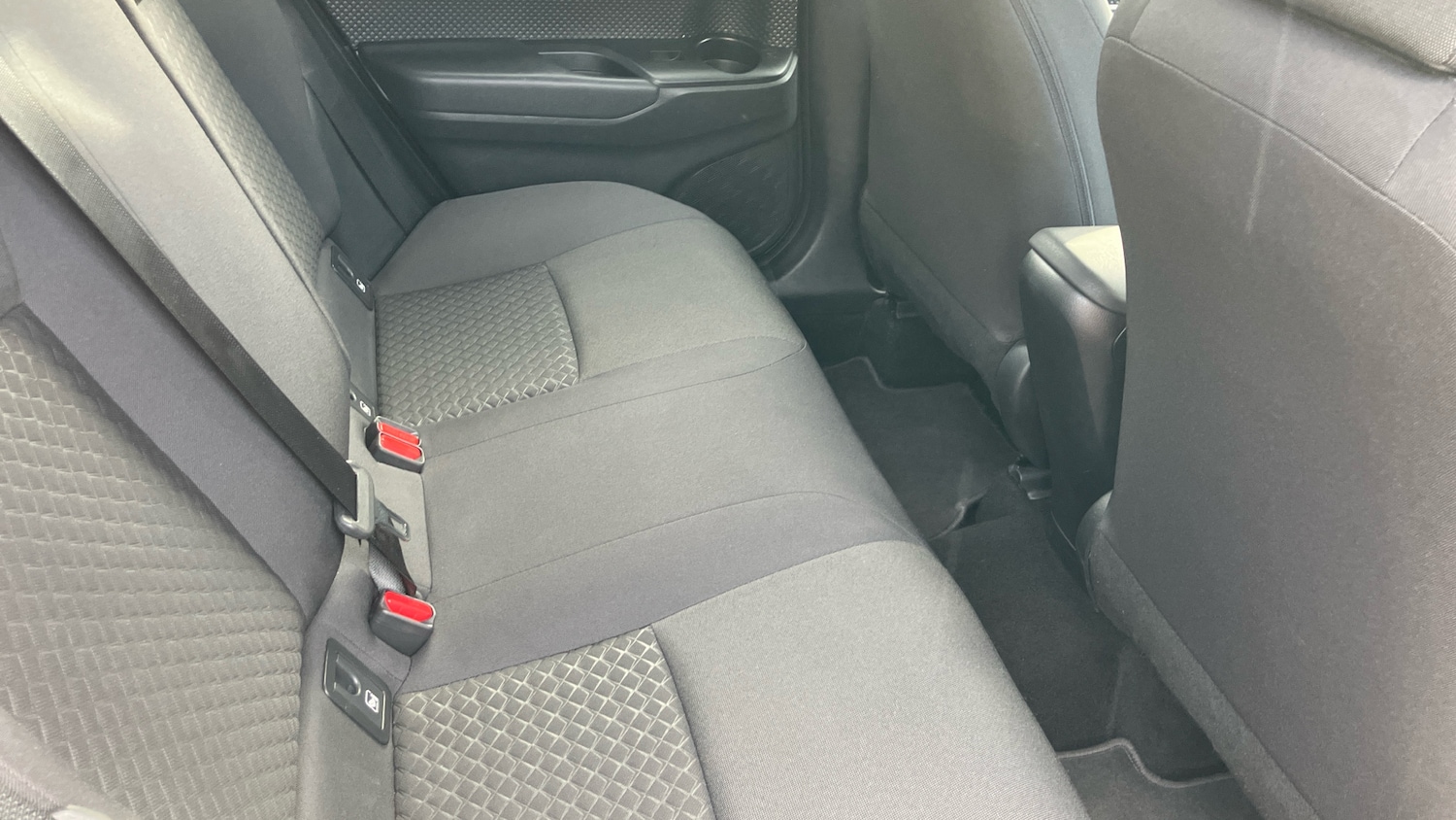 Used Toyota C-HR 2022 for sale - 76363269: Photo 12