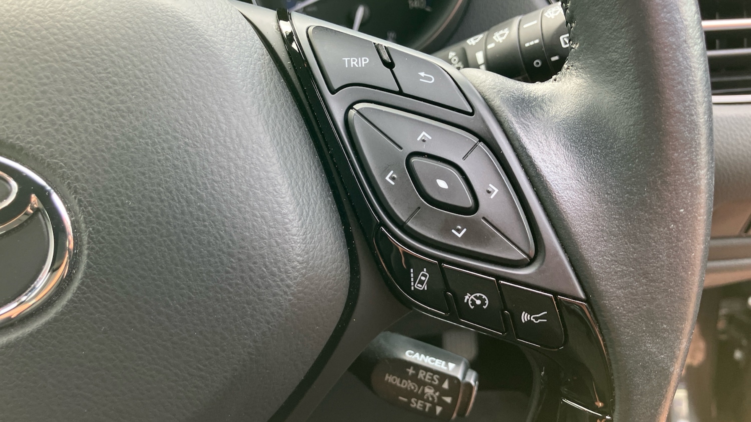 Used Toyota C-HR 2022 for sale - 76363269: Photo 39