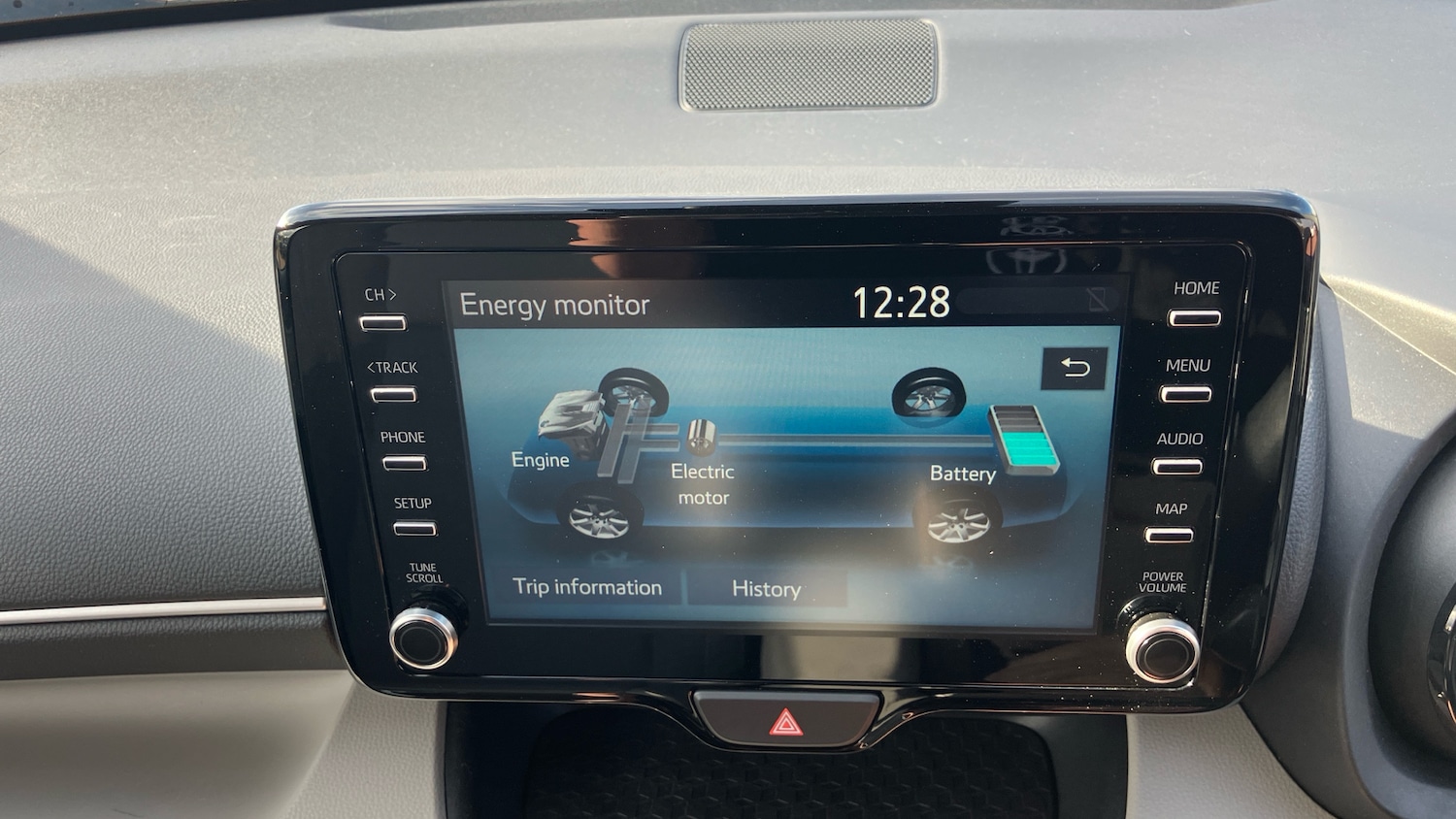 Used Toyota Yaris 2020 for sale - 76449220: Photo 24